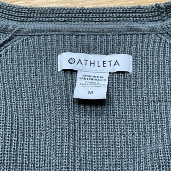 Athleta Hanover V Neck Sweater Womens Size M Merino Wool Blend Gray Oversized - Picture 12 of 13